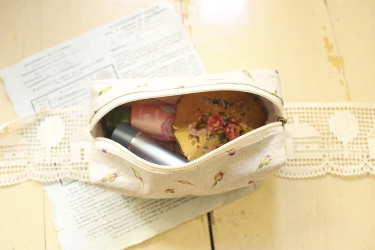 BOX型　リネンプリント ポーチセット